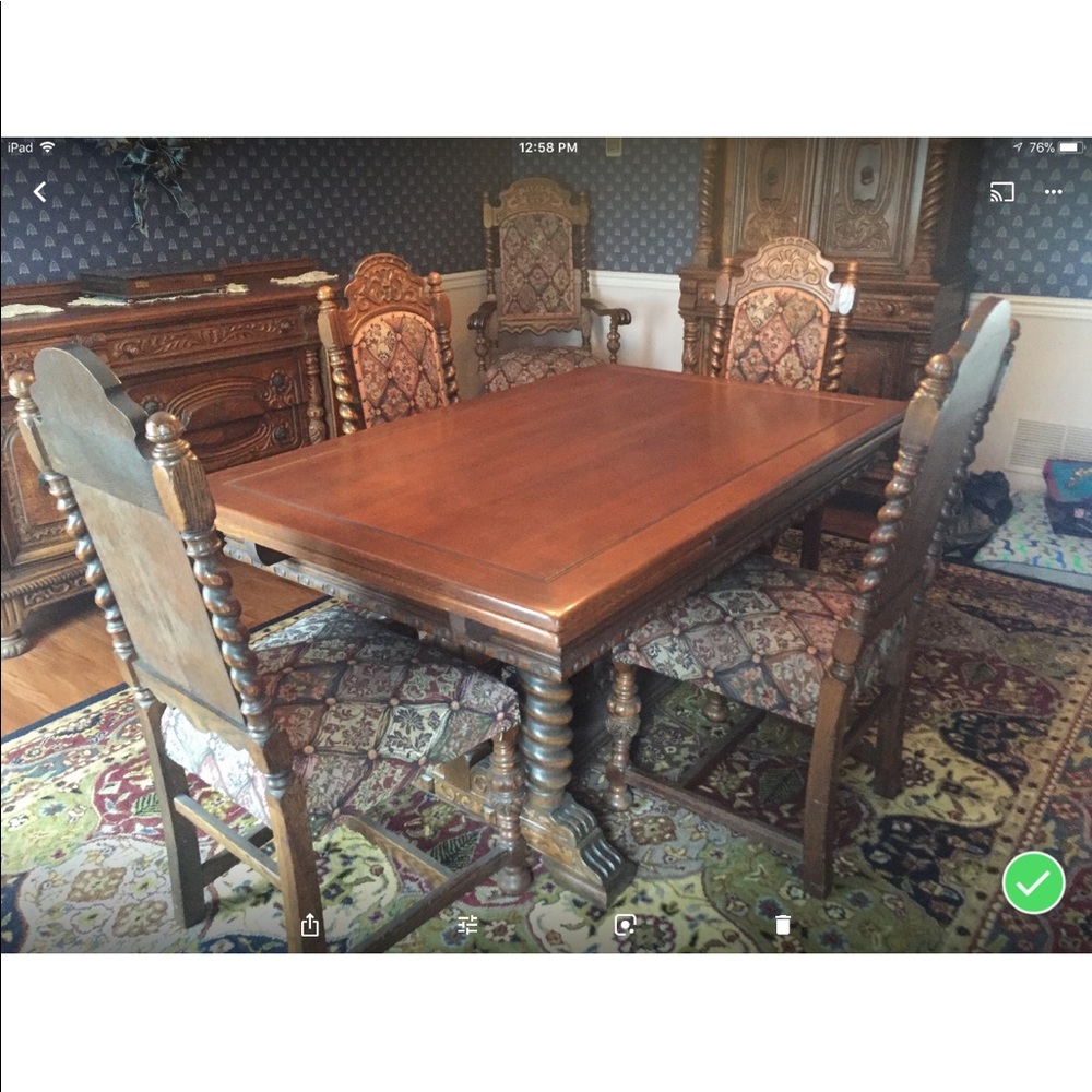 Dining room set